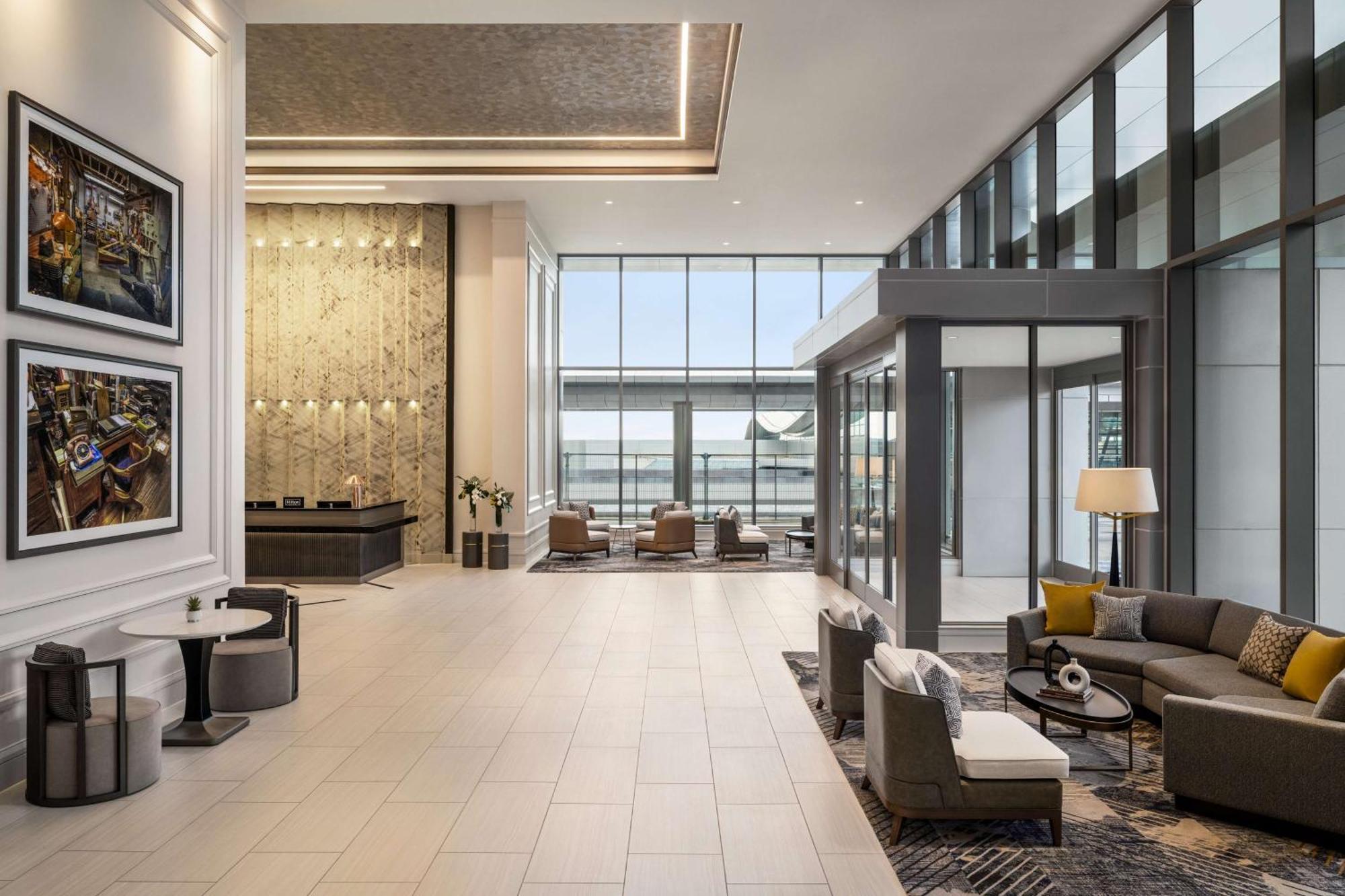 Hotel Hilton Bna Airport Terminal